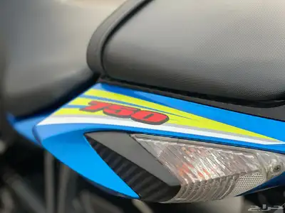 للبيع 750 سوزوكي بحاله ممتازه بطاقه جمركية 7
