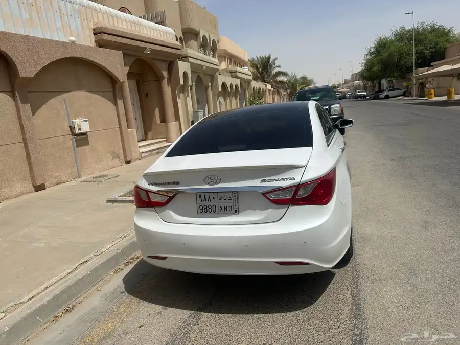 سوناتا 2013 ممشى 200 الف 0