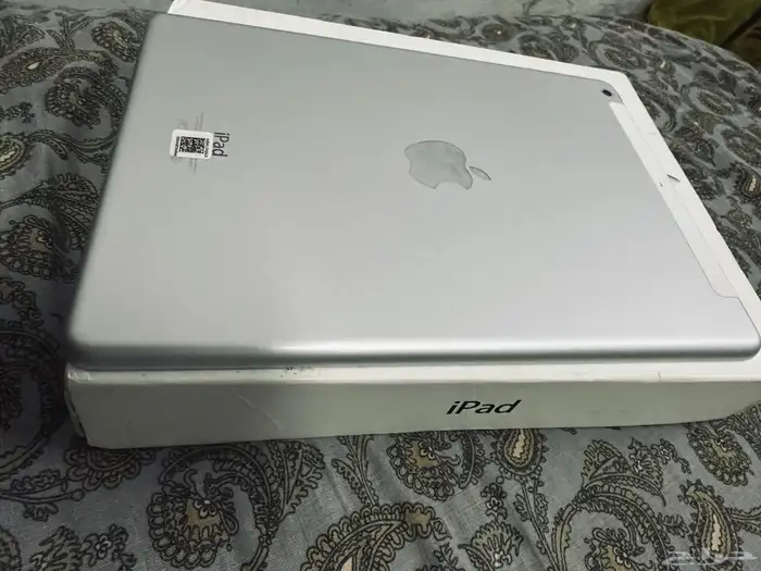 آيباد إير iPad Air and cover 1