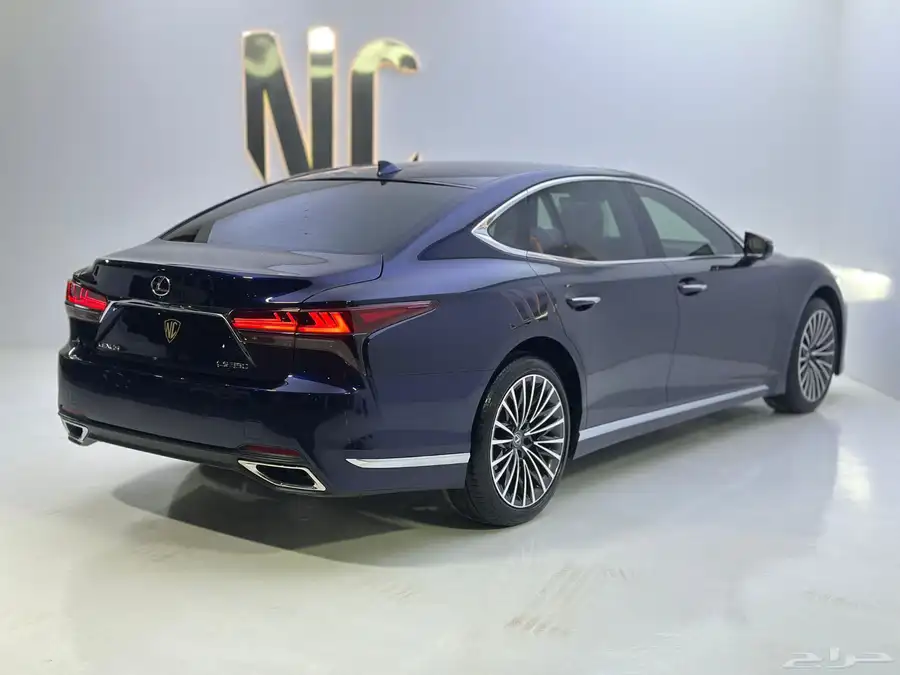 لكزس LS350 2024 10