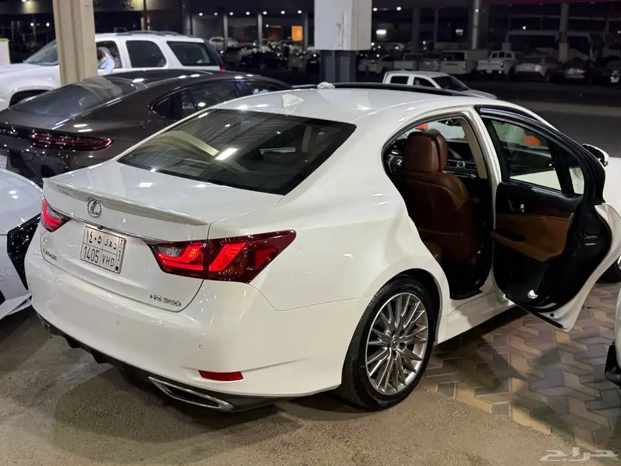 لكزس GS350 2015 ( فل كامل - قمة في النظافة ) 8