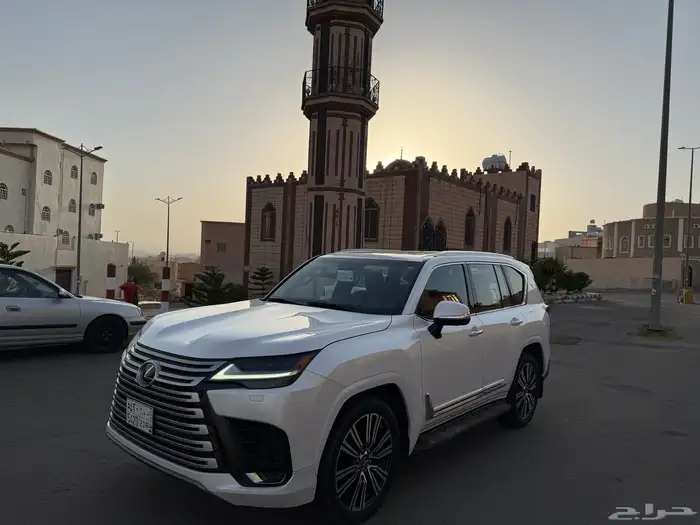 لكزس 2022 LX 600 فل كامل BB سعودي 25 سماعه اخو الجديد 0