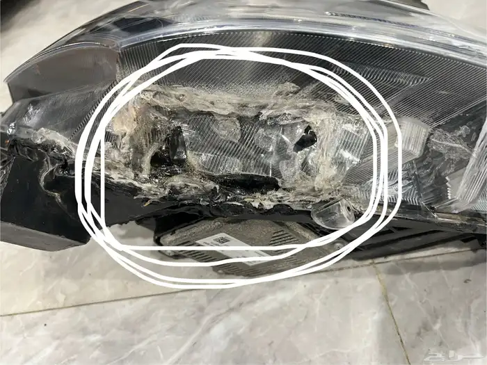 شمعه هافال جوليان 2020 يمين 9