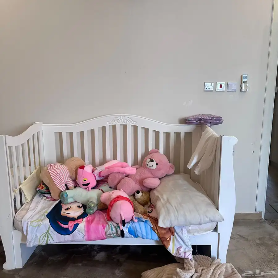 سرير اطفال 0