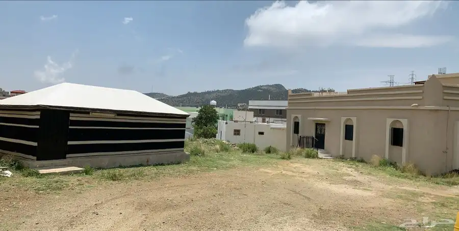 بيت مستقل بحوش واسع للإيجار في السودة (يومي) 0