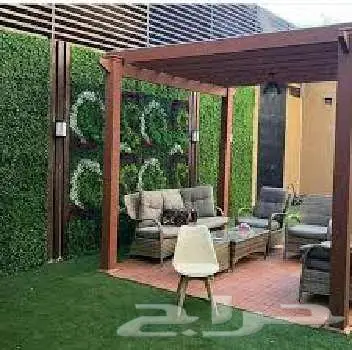 عشب جداري صناعي للجدران تنسيق حدائق عشب ملاعب انجيله صناعيه 2