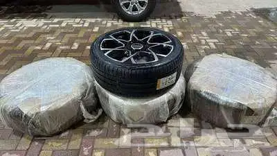 جنوط رنج روفر 2023 جديد مقاس 285 40R23 3