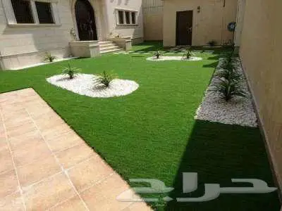 عشب جداري صناعي للجدران تنسيق حدائق عشب ملاعب انجيله صناعيه 12