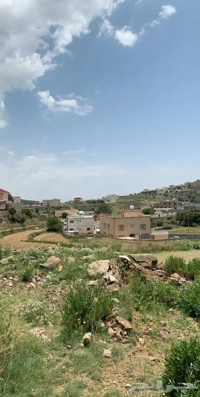 بيت مستقل بحوش واسع للإيجار في السودة (يومي) 9