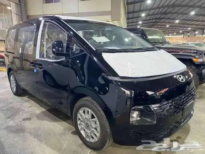 هيونداي ستاريا ديزل2025كاش وتقسيط 9راكب 2