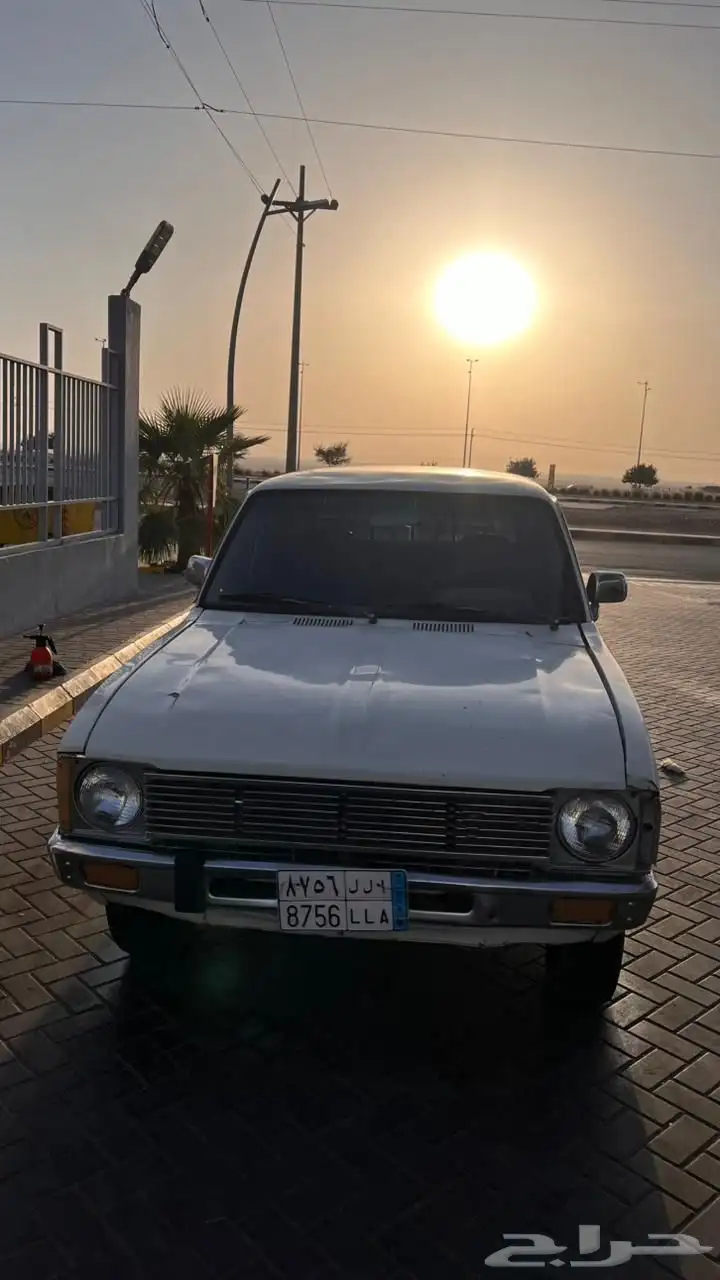هايلوكس 1981 نضيف منوه المستخدم 2