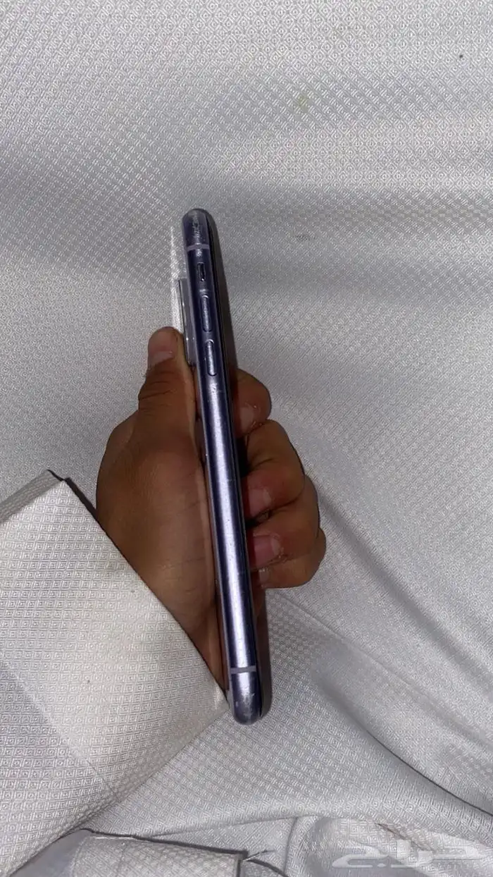 آيفون11 4