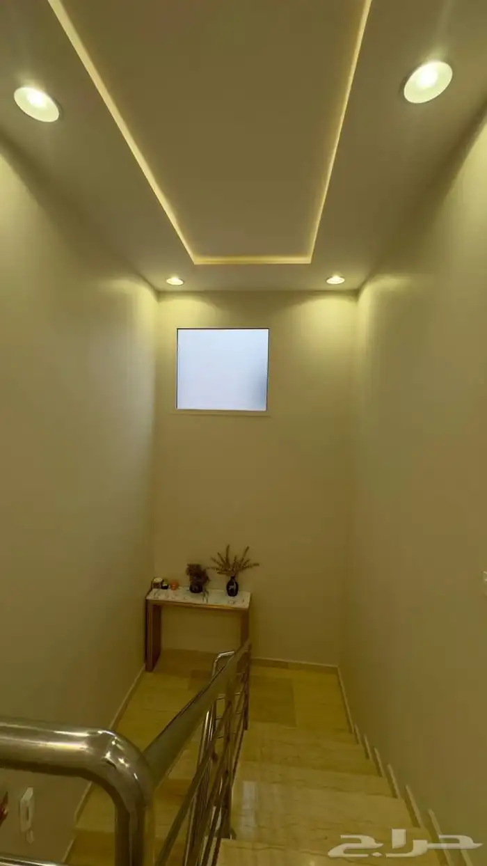 شقه دورين للبيع 980 10