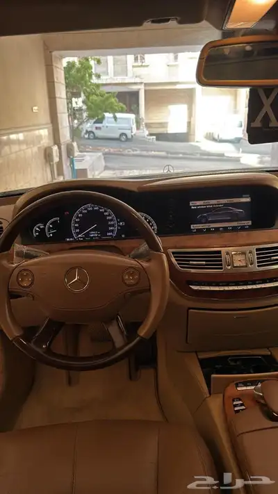 للبيع مرسيدس بانوراما 350sممشى قليل 9