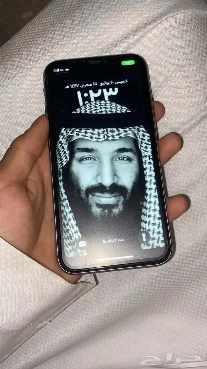 آيفون11 0