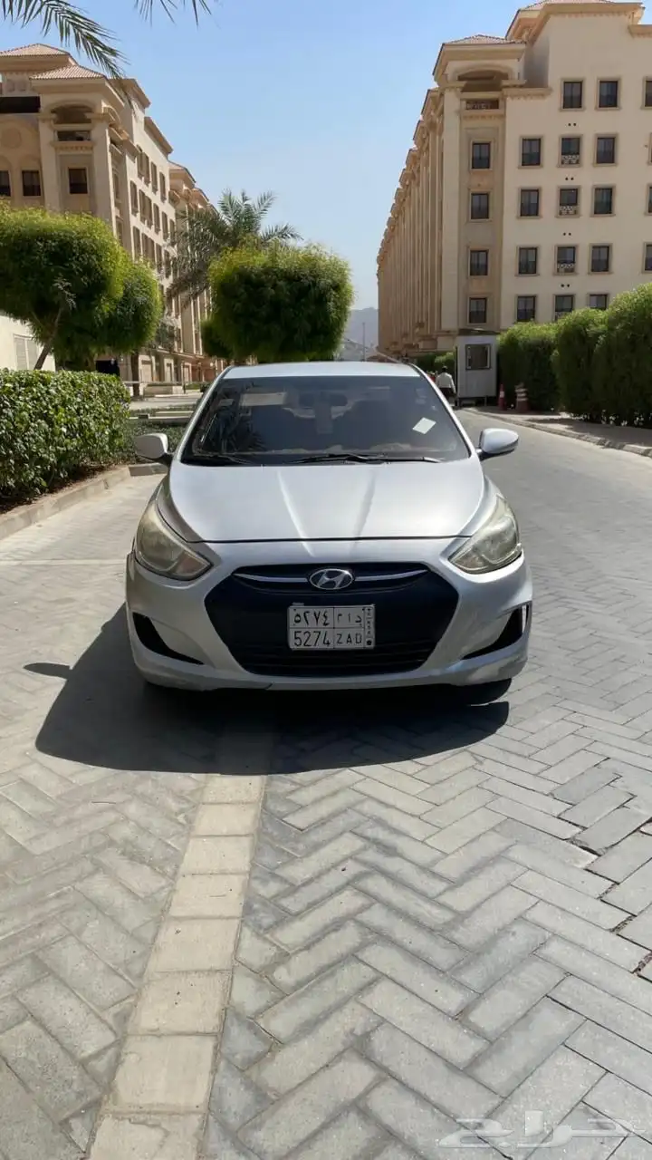 للبيع هونداي اكسنت 2017 11