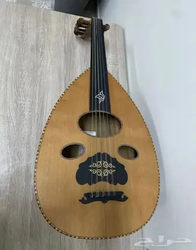 للبيع عود زرياب نظيف 1