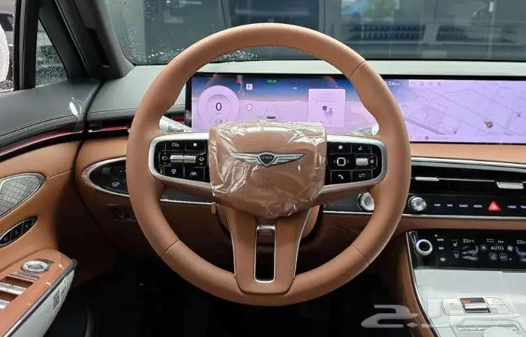 جينسيس GV70 2025 6