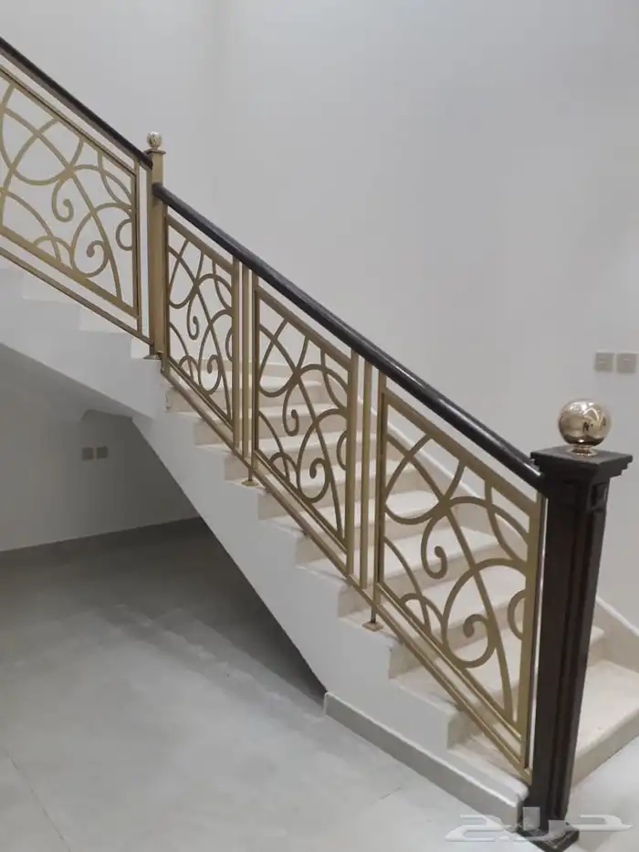 ابواب حديد والمنيوم وشبابيك 11