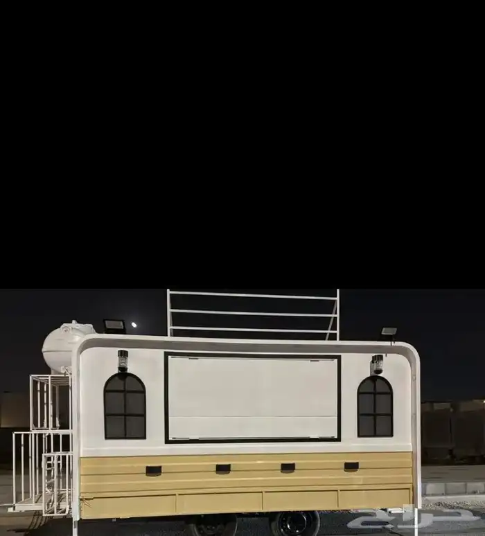 فود تراك للبيع نظيف وجديد. الصامل يجي 9000 0