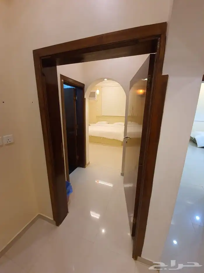 شاليه عبارة عن فيلا بمسبح مع مزرعه كبيره للإيجار 22