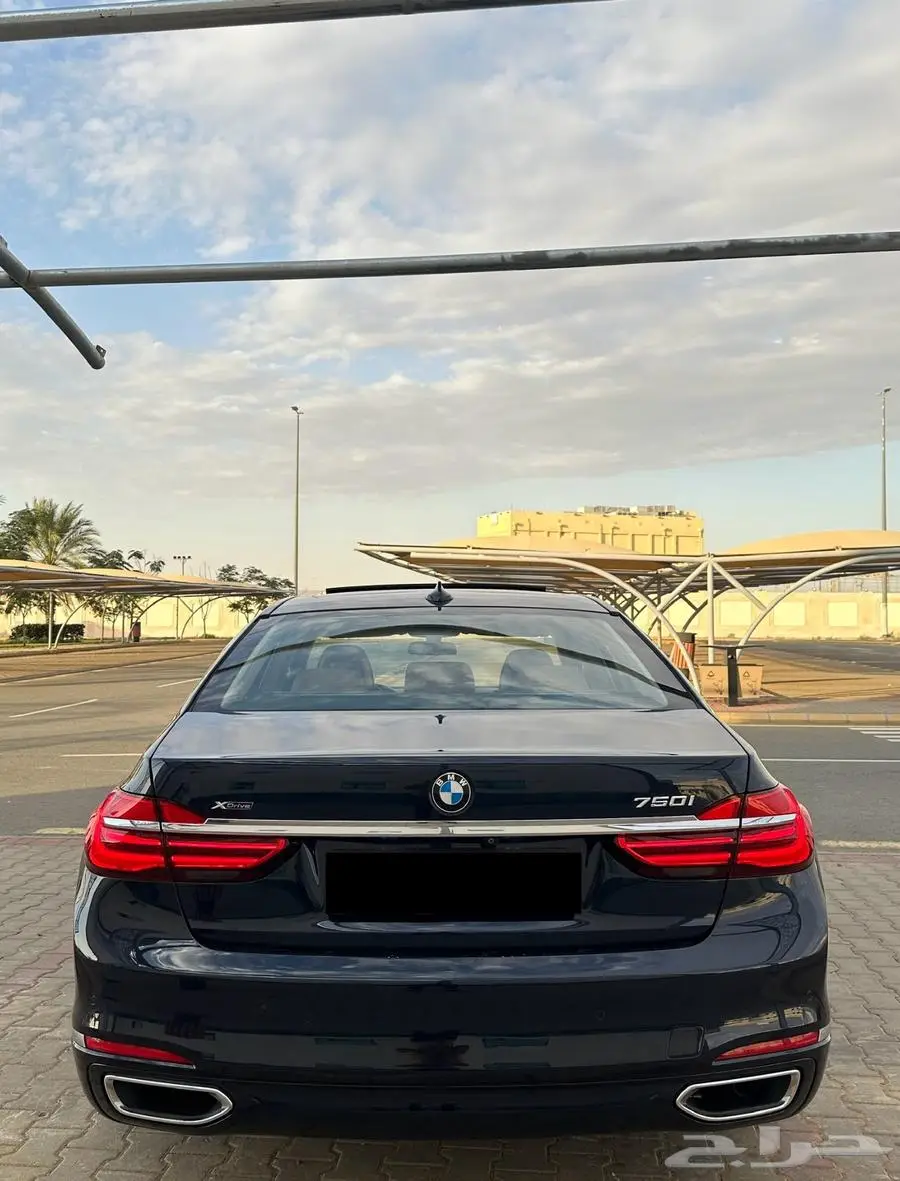 بي ام دبليو 2016 Li750 V8 3