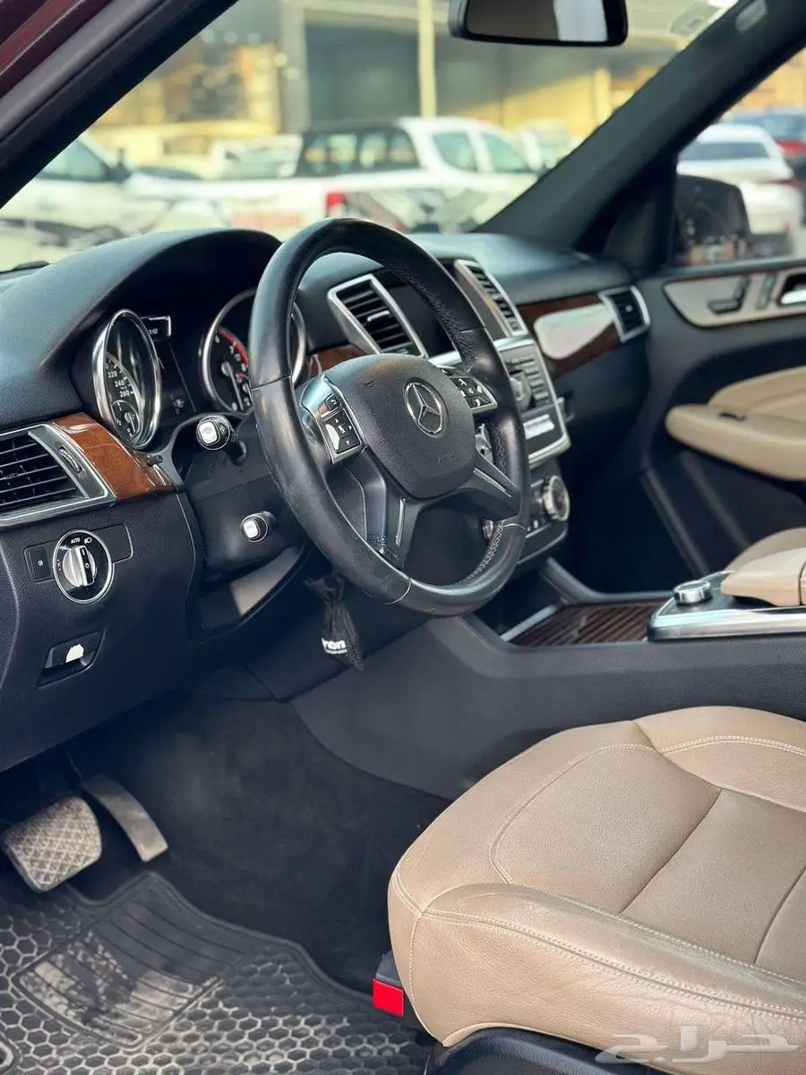 جيب مرسيدس Ml400 موديل 2015 6