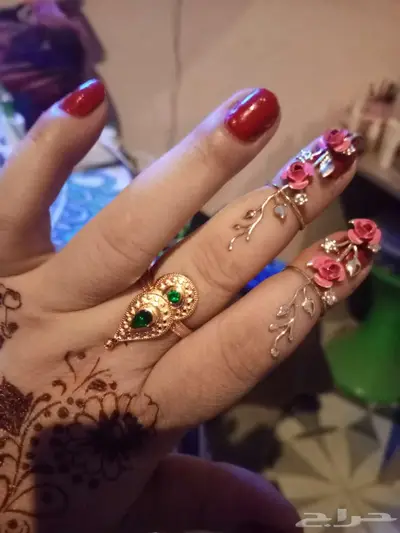 خواتم اصابع مطليه ذهب عيار 21 مزينه بالورد 5