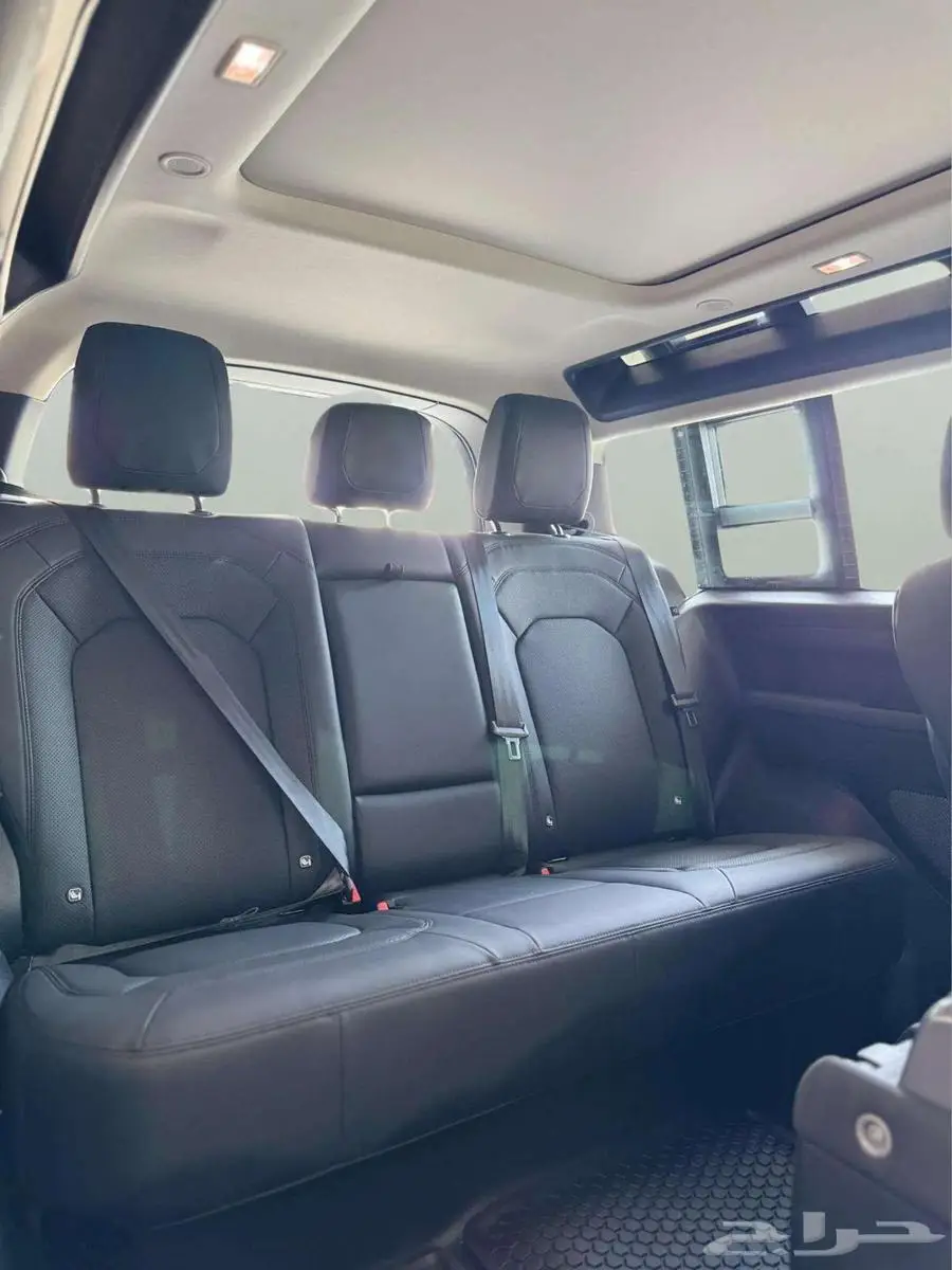 Defender 90 SE - 2023 - 300PS 9