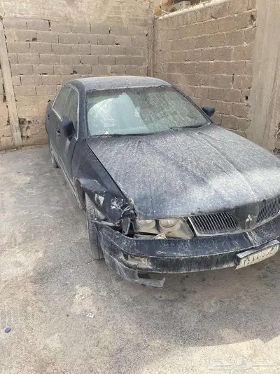 ميتسوبيشي ماجنا 2003 0