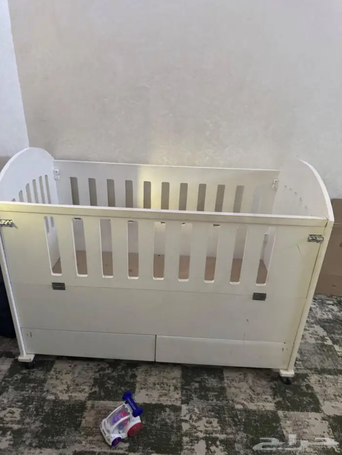 سرير أطفال معلاق عبايات 0