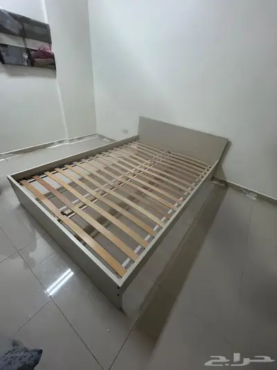 سرير ايكيا نفرين 140   200 0