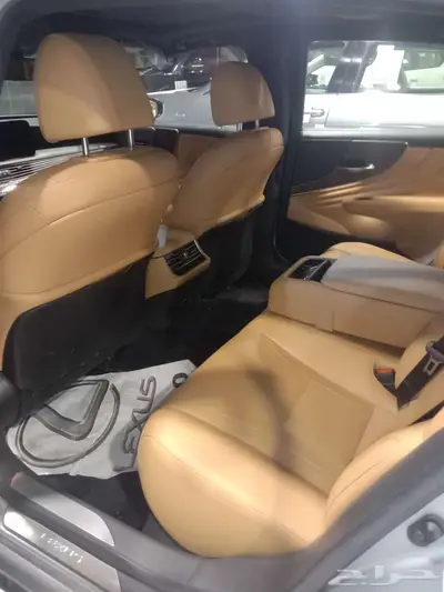 لكزس LS350 موديل 2021 فل كامل وارد الساير مستعمل 10