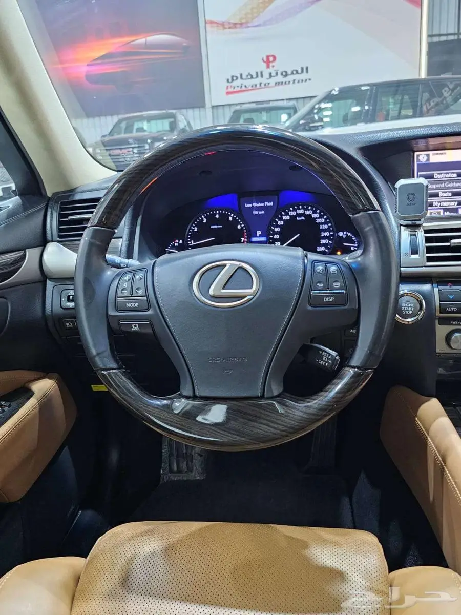 لكزس LS460 موديل 2015 ( فل كامل أعلى فئه شبه الجديد ) 23