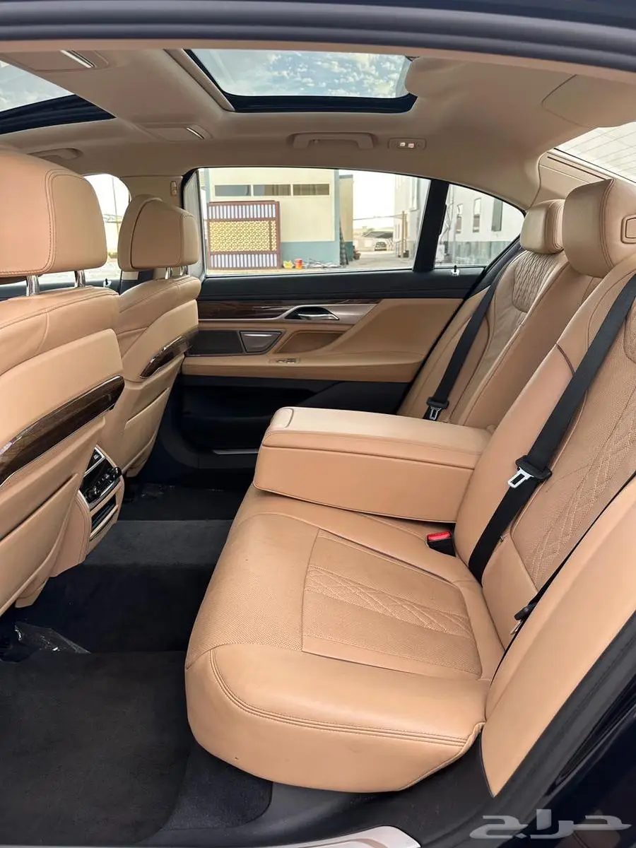 بي ام دبليو 2016 Li750 V8 9