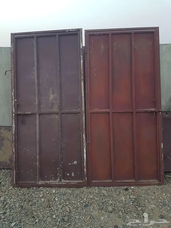 ابواب حديد باب نافذتين بني عيسى نظيف 2