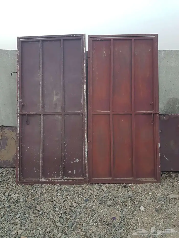 ابواب حديد باب نافذتين بني عيسى نظيف 1