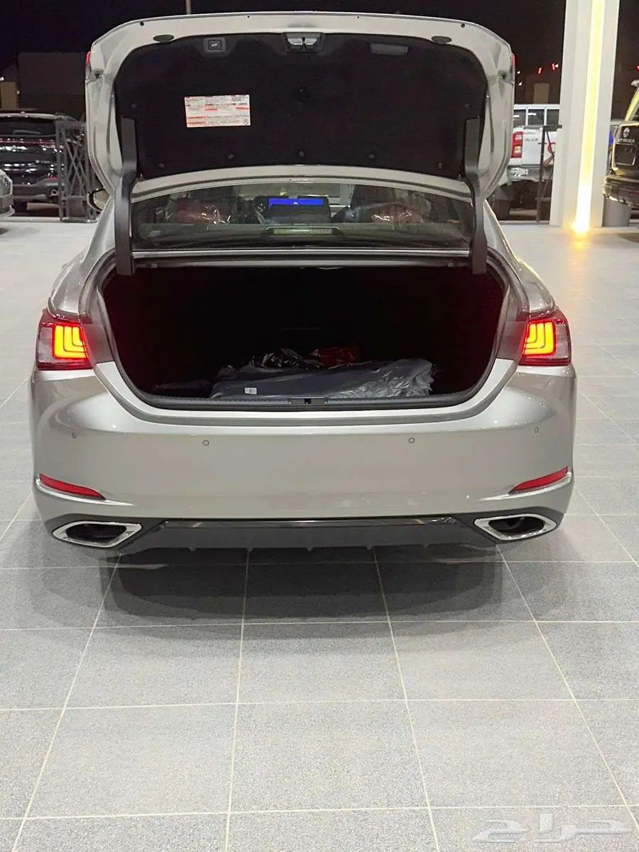 لكزس ES 350 F_SPORT موديل 2025 - خليجي 18