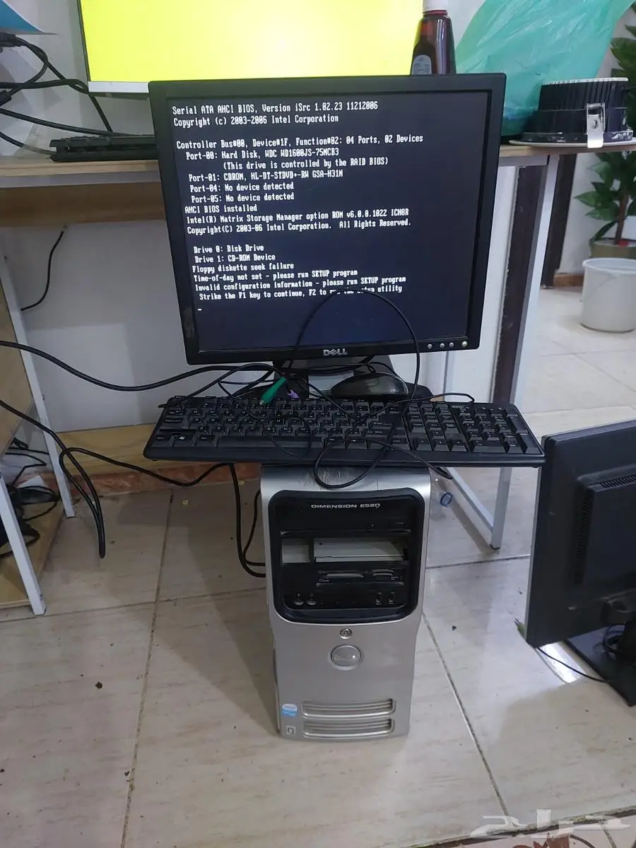 كمبيوتر مكتبي قديم Dell كامل - 100 ريال 0