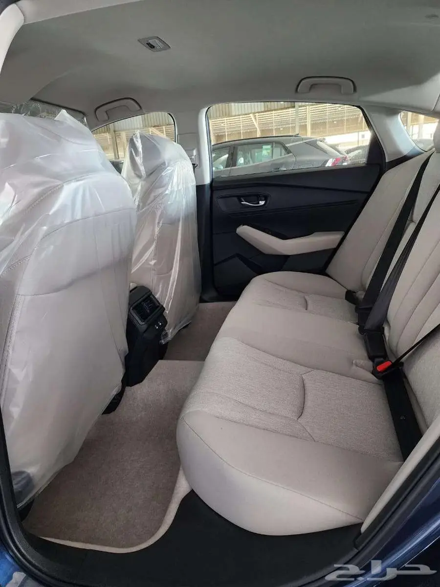 هوندا اكورد 2025 LX ستاندر 8