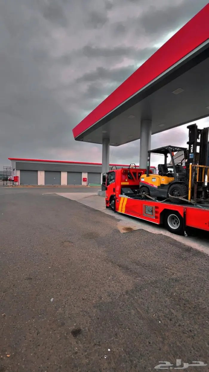 سطحة ابها خميس مشيط لنقل السيارات المعطله والسليمه 0