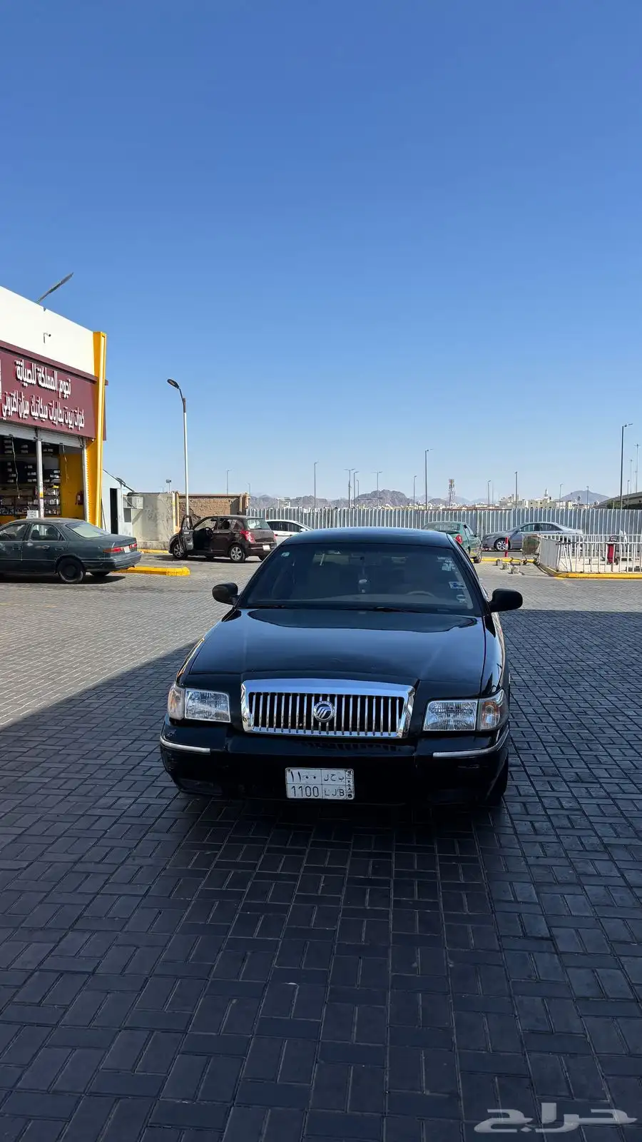 فورد ماركيز الون اسود 3