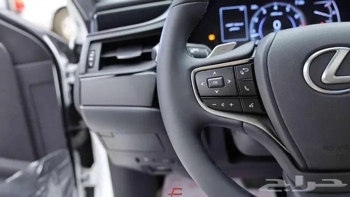 لكزس ES350 CA بريمي 2025 10