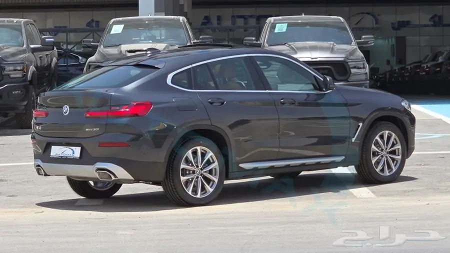 2025 BMW X4 XDRIVE 30i 2.0T AWD GCC 6