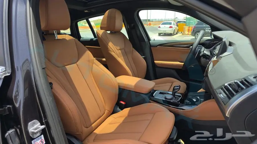2025 BMW X4 XDRIVE 30i 2.0T AWD GCC 23