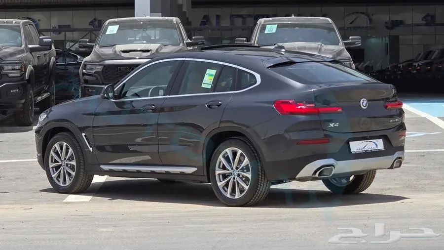2025 BMW X4 XDRIVE 30i 2.0T AWD GCC 4