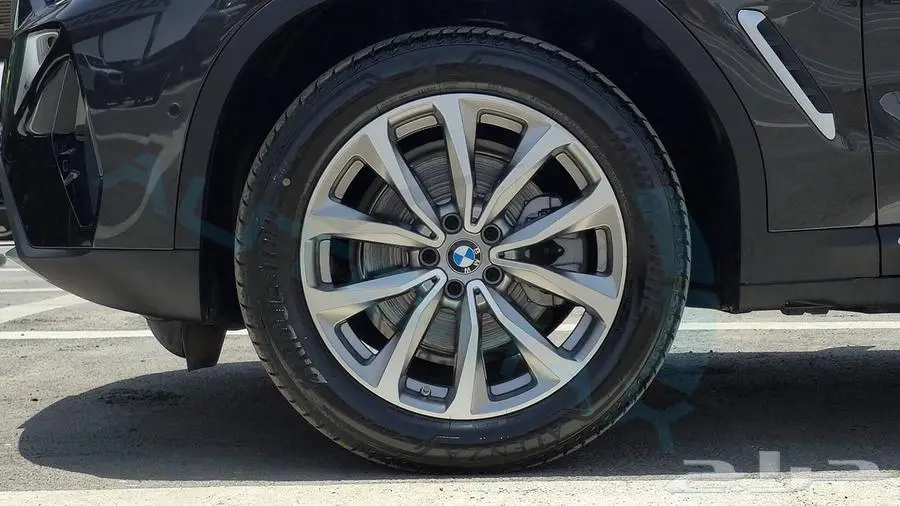 2025 BMW X4 XDRIVE 30i 2.0T AWD GCC 31