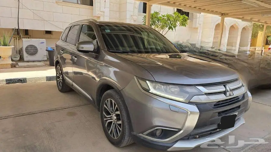 Mitsubishi Outlander 2018 9