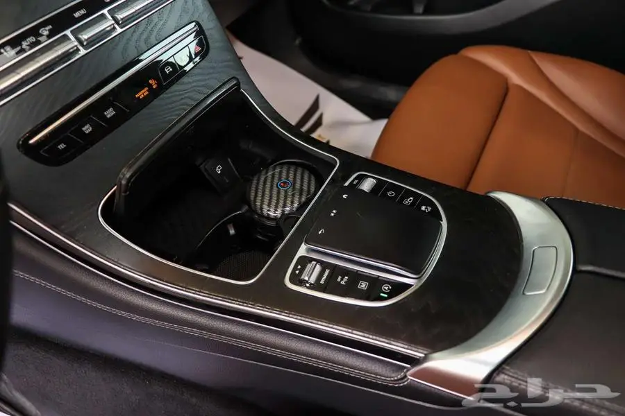 مرسيدس GLC 200 موديل 2020 13
