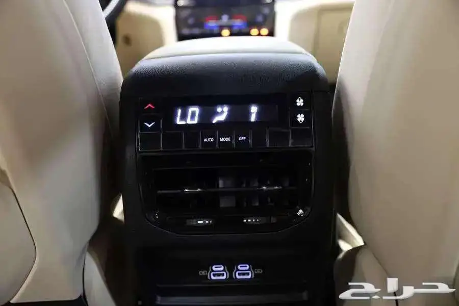 جيب قراند شيروكي لاريدو 2025 كاش واقساط 10